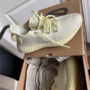Yeezy Boost 350 V2